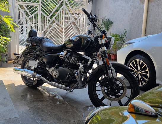 ROYAL ENFIELD METEOR 650 INTERSTELLAR ROYAL ENFIELD METEOR 650 INTERSTELLAR